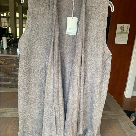 Barefoot Dreams Bamboo Chic Lite Gray Vest - Picture 2 of 2